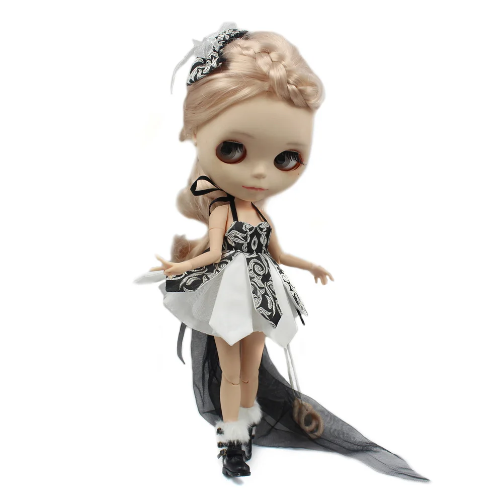 Outfits for Blyth doll The Queen of Spades Dress including the hair pin suit for 1/6 30cm JOINT body doll BJD
Outfits for Blyth doll The Queen of Spades Dress including the hair pin suit for 1/6 30cm JOINT body doll BJD