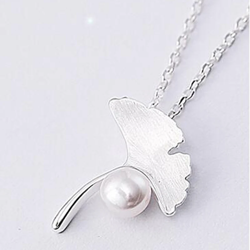 XIYANIKE S925 Sterling Silver Tree Leaf Ginkgo Leaves Imitation Pearl Necklace Simple Fashion Personality For Female New VNS8434
XIYANIKE S925 Sterling Silver Tree Leaf Ginkgo Leaves Imitation Pearl Necklace Simple Fashion Personality For Female New VNS8434