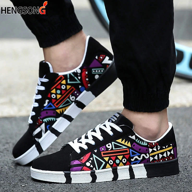 Trend New Canvas Skateboarding Shoes Men's Sneakers Leisure Comfortable Cloth Graffiti Shoes Men Student School Sport Shoes
Trend New Canvas Skateboarding Shoes Men's Sneakers Leisure Comfortable Cloth Graffiti Shoes Men Student School Sport Shoes