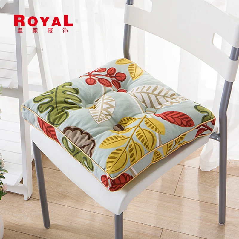 The new thick printed canvas tatami bottom cushion student chair mat cushion reading room floor cushion
The new thick printed canvas tatami bottom cushion student chair mat cushion reading room floor cushion