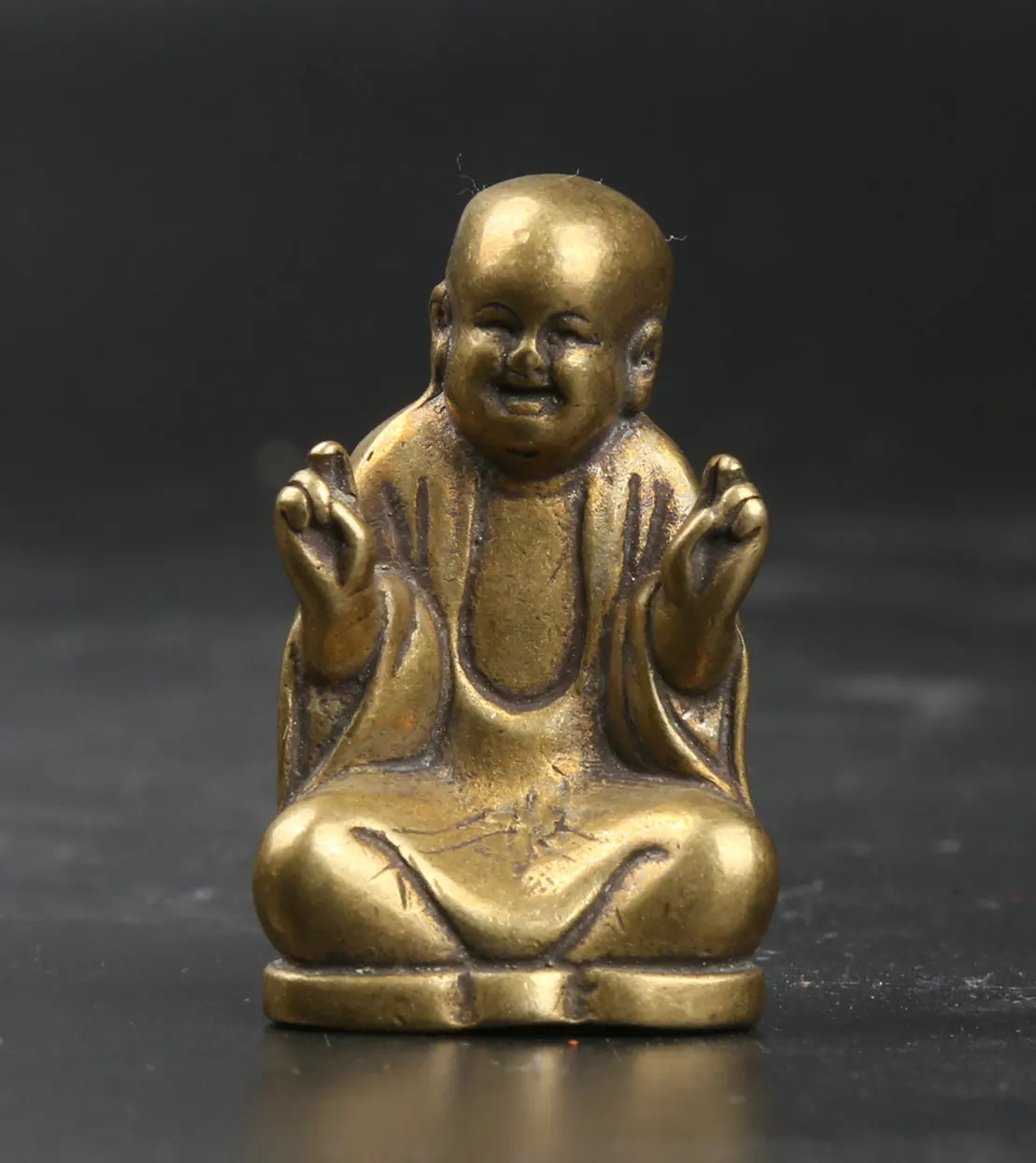 39MM/1.5" Collection Curio Rare Chinese Fengshui Small Bronze Exquisite Buddhism Happy Sit Laughing Buddha Statue 27g
39MM/1.5" Collection Curio Rare Chinese Fengshui Small Bronze Exquisite Buddhism Happy Sit Laughing Buddha Statue 27g