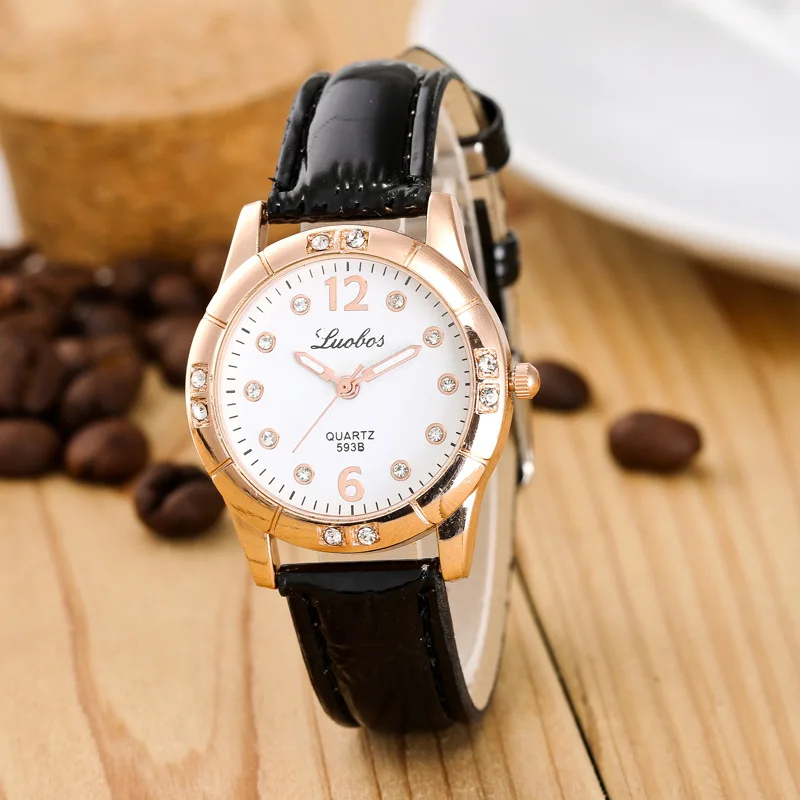 Girls Simple Casual Quartz Watch Clock Women High Quality PU Leather Strap Watches Ladies Delicate Luxury Rhinestone Wristwatch 
Girls Simple Casual Quartz Watch Clock Women High Quality PU Leather Strap Watches Ladies Delicate Luxury Rhinestone Wristwatch