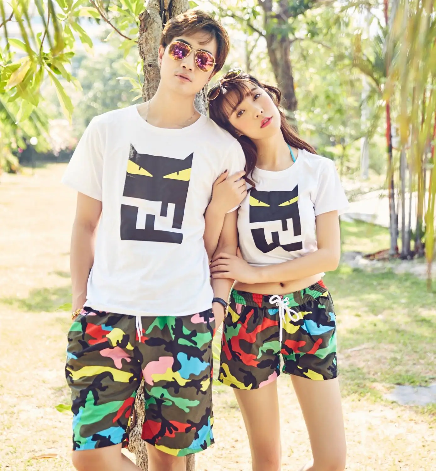 2019 Quick Dry Swimwear Couples Shorts Loose Colorful Camouflage Print L-2XL Man and Woman Holiday and Leisure Casualshorts
2019 Quick Dry Swimwear Couples Shorts Loose Colorful Camouflage Print L-2XL Man and Woman Holiday and Leisure Casualshorts