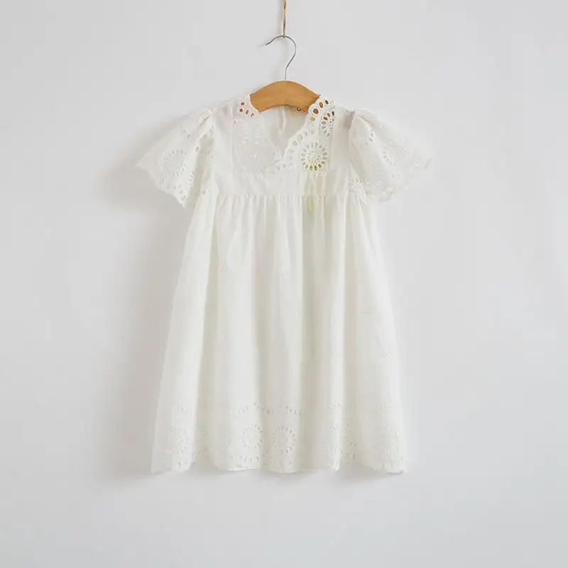 Cotton Lace Girl Dress Kids 2017 Summer New Embroidered Children Clothes White Lace Princess Korean Cute Thin Dress Size
Cotton Lace Girl Dress Kids 2017 Summer New Embroidered Children Clothes White Lace Princess Korean Cute Thin Dress Size
