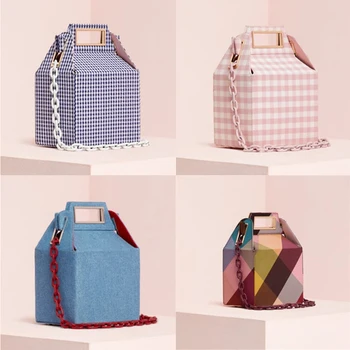 Ins Acrylic Chains Box Bag for Women Winter Corduroy Color Plaid Printing Handbags Lady Shoulder Bags Brands Design Clutch Purse
Ins Acrylic Chains Box Bag for Women Winter Corduroy Color Plaid Printing Handbags Lady Shoulder Bags Brands Design Clutch Purse