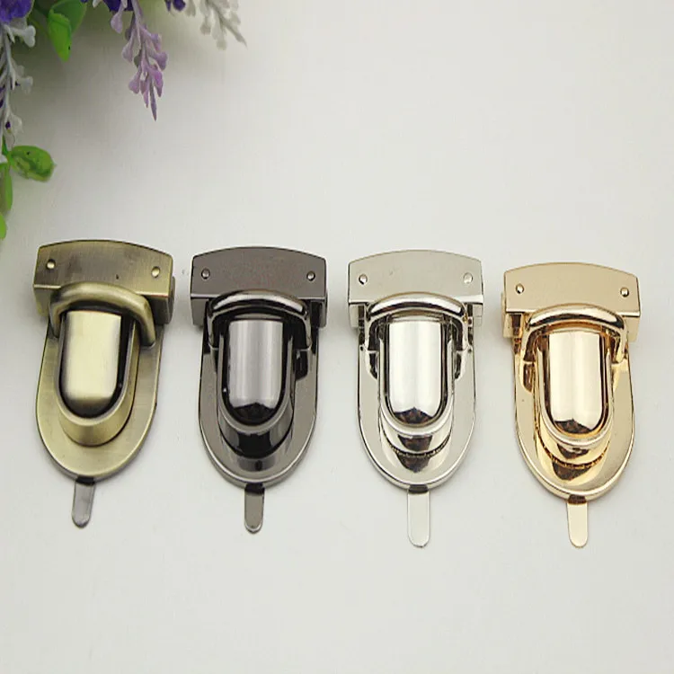2Set Fashion Women Twist Turn Locks Snap Clasp Metal Bag Clasps Closure Lock Purse Handbag Bag Buckles DIY Hardware Accessories
2Set Fashion Women Twist Turn Locks Snap Clasp Metal Bag Clasps Closure Lock Purse Handbag Bag Buckles DIY Hardware Accessories
