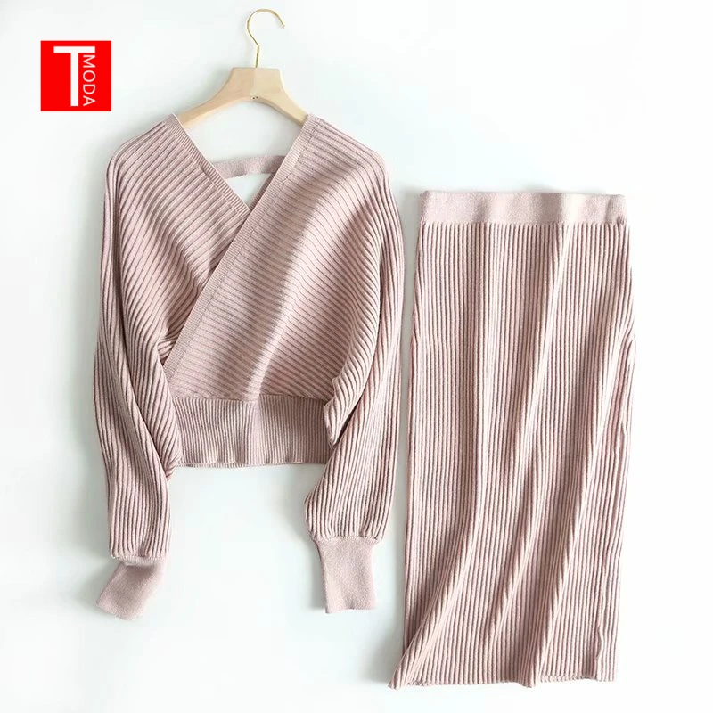 TMODA 2019 New Fall Ladies Suit Knitted Tops and Skirt Two Piece Set High End Fahion Women's Set Two Piece Women Sets
TMODA 2019 New Fall Ladies Suit Knitted Tops and Skirt Two Piece Set High End Fahion Women's Set Two Piece Women Sets
