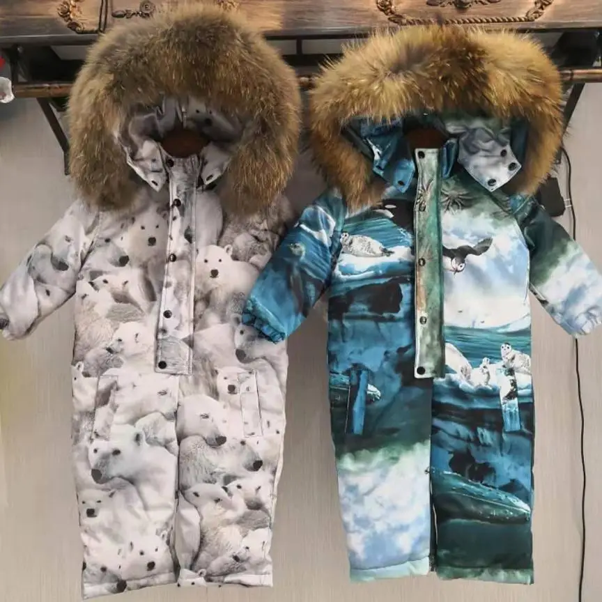 Baby boy girl clothes Hooded Snow Wear Warm jumpsuit for chlidren Real Fur Collar Overalls Modis Kids Winter Down jackets Y1663
Baby boy girl clothes Hooded Snow Wear Warm jumpsuit for chlidren Real Fur Collar Overalls Modis Kids Winter Down jackets Y1663