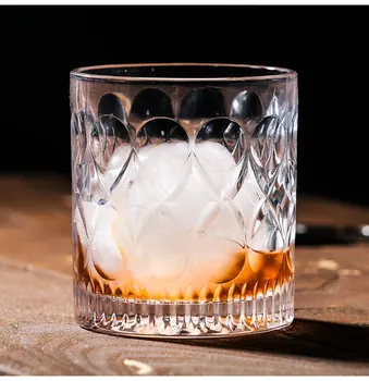 Lead-free glass engraved whiskey cup Classical cocktail glass wine ice hockey cup water glass 
Lead-free glass engraved whiskey cup Classical cocktail glass wine ice hockey cup water glass