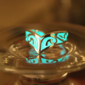 New Glow In The Dark Celtics Ring Glowing Celts symbols Ring Luminous Viking ring Open ring gift
New Glow In The Dark Celtics Ring Glowing Celts symbols Ring Luminous Viking ring Open ring gift