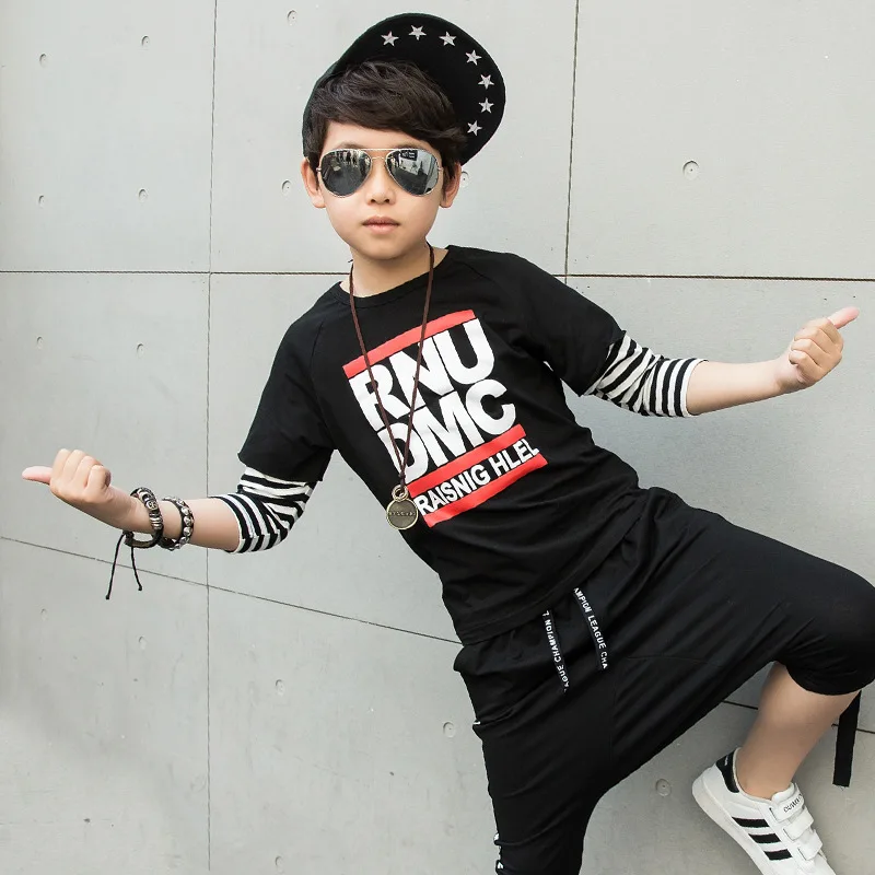new boys sets 2017 children clothes kids set boys summer 2 pcs set letter patchwork tops t shirts with harm pants clothing sets
new boys sets 2017 children clothes kids set boys summer 2 pcs set letter patchwork tops t shirts with harm pants clothing sets