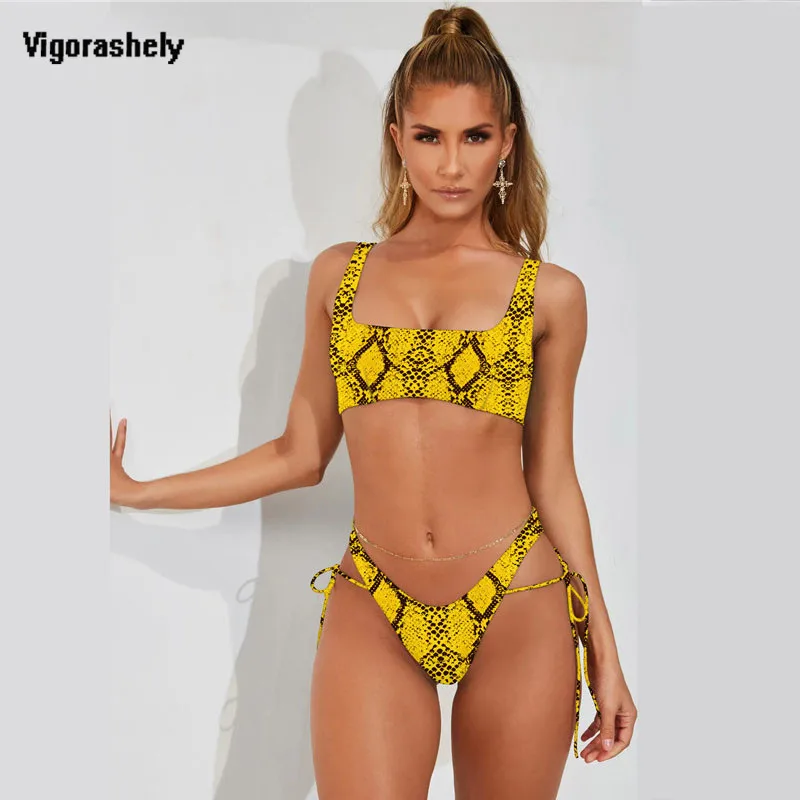 Sexy Yellow Snake Bikini 2019 String Thong Swimsuit Women Solid Push Up Swimwear Summer BeachWear High Cut Bikini Bath Suit 
Sexy Yellow Snake Bikini 2019 String Thong Swimsuit Women Solid Push Up Swimwear Summer BeachWear High Cut Bikini Bath Suit