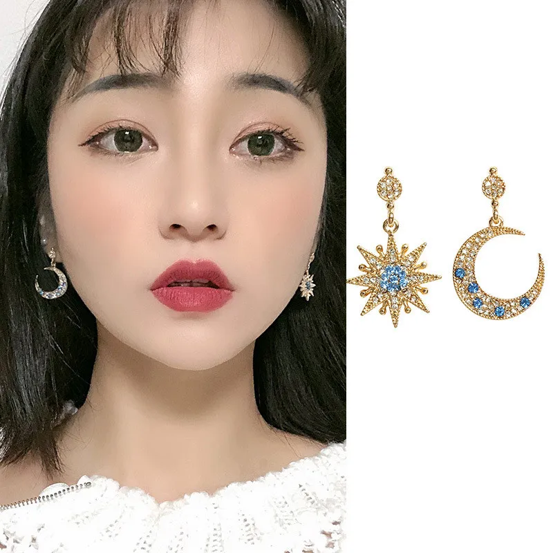 Fashion Charm Blue Rhinestone Asymmetry Star Moon Women Drop Earrings Korean Elegant Boucle D'oreille Femme 2019 EC1552
Fashion Charm Blue Rhinestone Asymmetry Star Moon Women Drop Earrings Korean Elegant Boucle D'oreille Femme 2019 EC1552