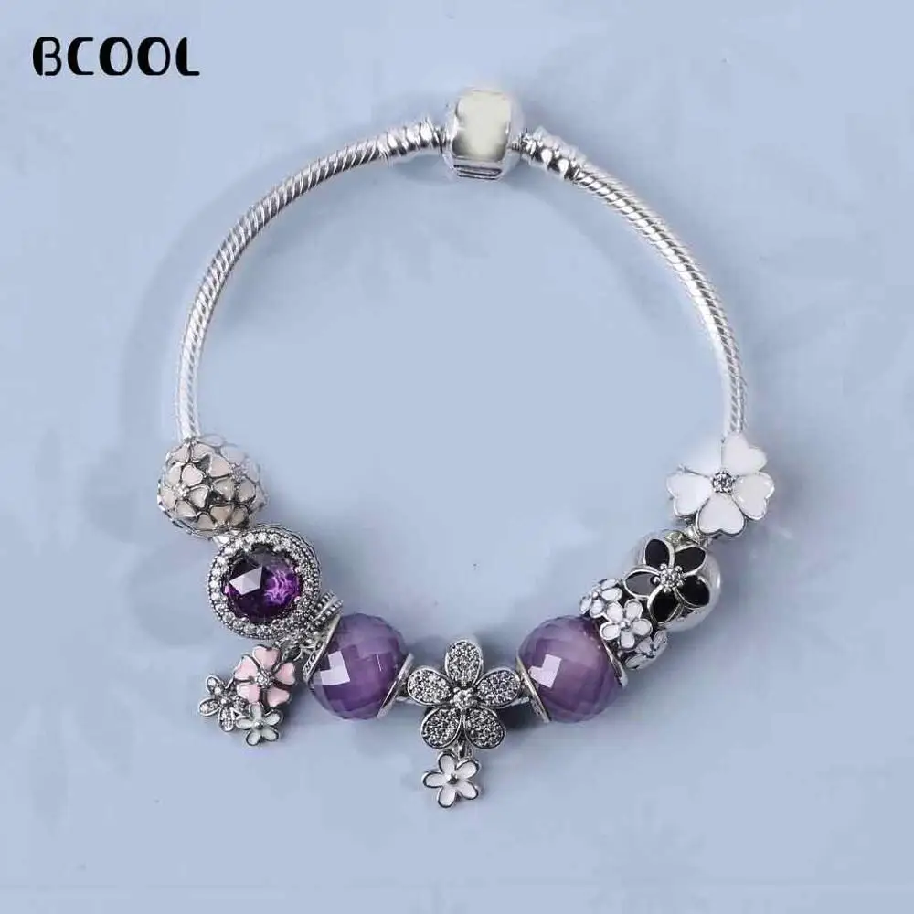 925 Sterling Silver Original 1:1, Fashionable Silver Charm Bracelet, Suitable For Female Magnolia Crystal Beads Bracelet Jewelry
925 Sterling Silver Original 1:1, Fashionable Silver Charm Bracelet, Suitable For Female Magnolia Crystal Beads Bracelet Jewelry