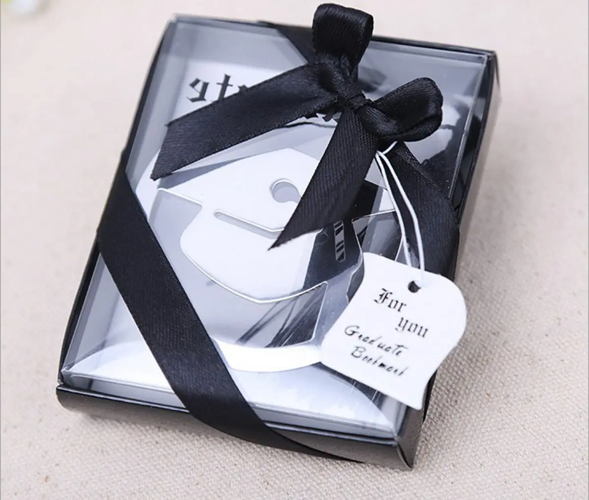 Free DHL/DHL 200 pcs/lot Dr. Cap Metal Bookmark with Tassel Graduation Gift Bookmark Shower Wedding Party Favors and Gifts
Free DHL/DHL 200 pcs/lot Dr. Cap Metal Bookmark with Tassel Graduation Gift Bookmark Shower Wedding Party Favors and Gifts