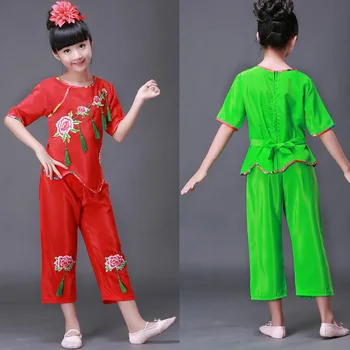 Girls Chinese Perform Drum Costumes Gradient Color Children Fan Yangko Classical Dance Costumes Stage Performance Clothing
Girls Chinese Perform Drum Costumes Gradient Color Children Fan Yangko Classical Dance Costumes Stage Performance Clothing