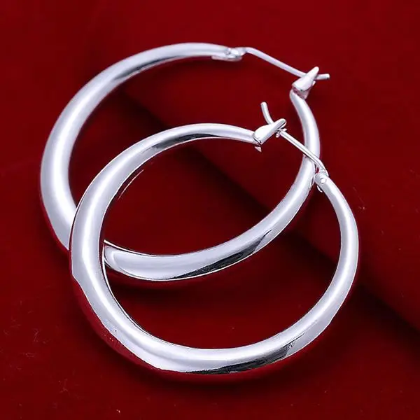 E020 Wholesale Free Shipping Silver Plated Earrings for Women Silver 925 Fashion Jewelry Round Solid Earrings/ahxaizea agsaixza
E020 Wholesale Free Shipping Silver Plated Earrings for Women Silver 925 Fashion Jewelry Round Solid Earrings/ahxaizea agsaixza