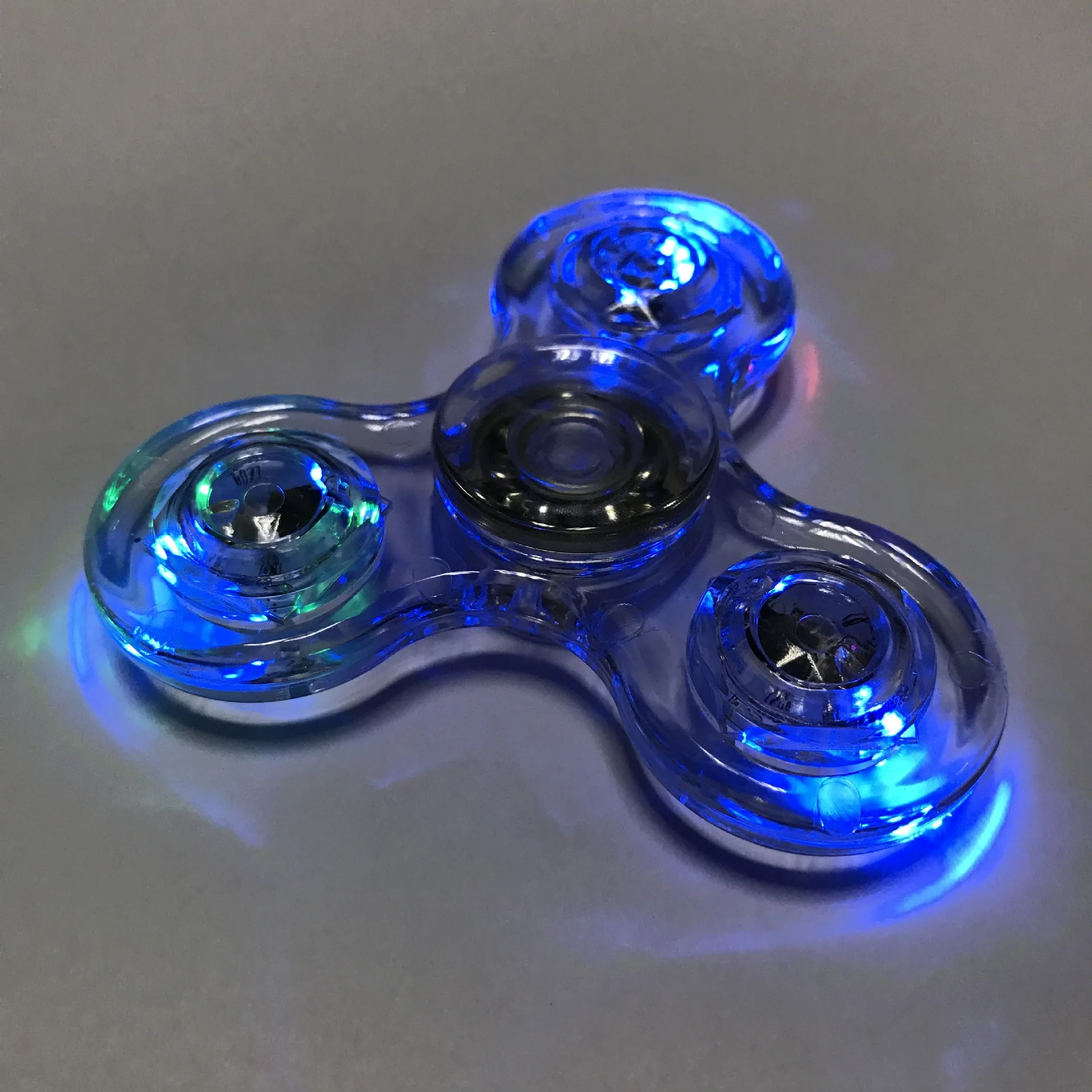 2017 LED Fidget Spinner Color Creative Popular Fidget Spinner LED ABS Plastic EDC Hand Spinner LED Spinning Top Anti Stress Toy
2017 LED Fidget Spinner Color Creative Popular Fidget Spinner LED ABS Plastic EDC Hand Spinner LED Spinning Top Anti Stress Toy