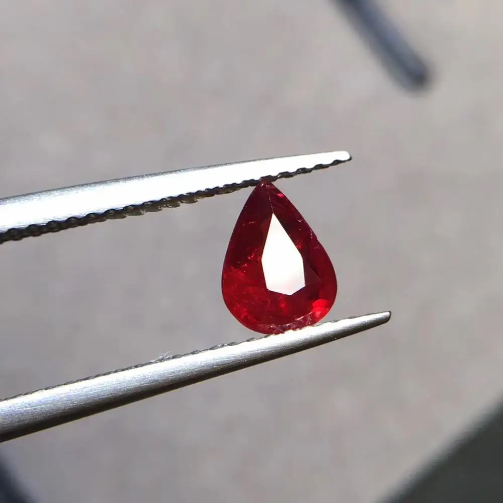 Red Ruby Natural Unheat Pigeon Blood Red 1.03ct Ruby Loose Gemstones Loose Stones for Jewelry Bracelets Making
Red Ruby Natural Unheat Pigeon Blood Red 1.03ct Ruby Loose Gemstones Loose Stones for Jewelry Bracelets Making