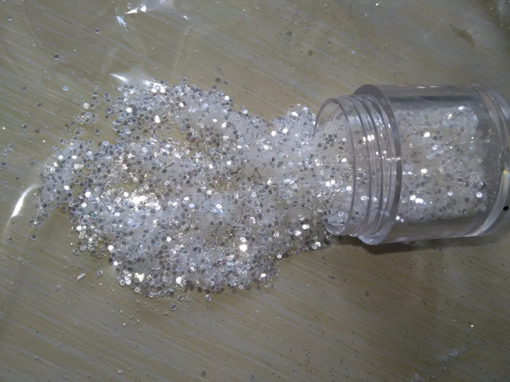 Bling Luxury Nail Art 3D Decals Nails White & Silver Mix Glitter Holographic/iridescent Glitter Nail Art Polish! 10G/Jar
Bling Luxury Nail Art 3D Decals Nails White & Silver Mix Glitter Holographic/iridescent Glitter Nail Art Polish! 10G/Jar