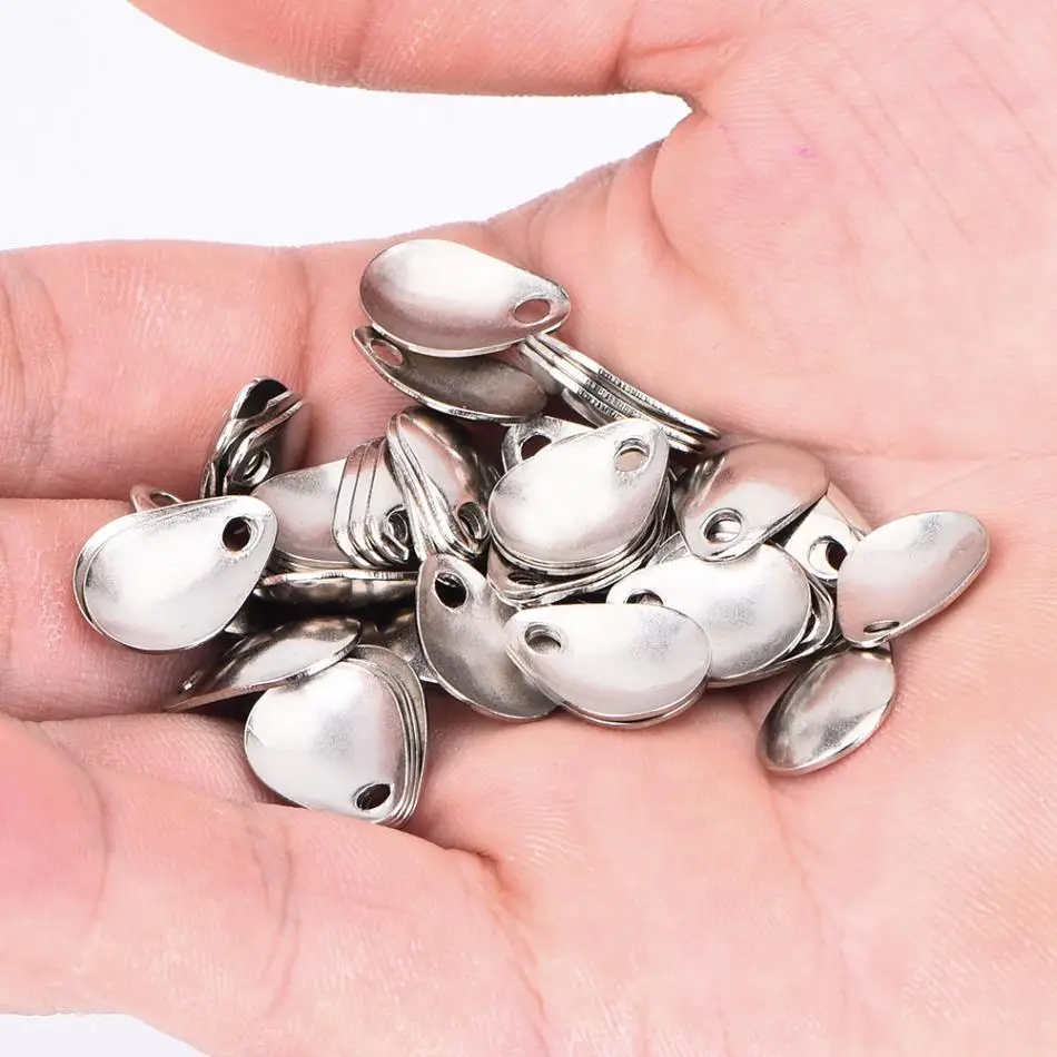 50Pcs/Lot Silver Metal Fishing Lure Sequin Slice Spoon Noise Hard Bait DIY Maker Sea Fishing Tackle Accessory
50Pcs/Lot Silver Metal Fishing Lure Sequin Slice Spoon Noise Hard Bait DIY Maker Sea Fishing Tackle Accessory