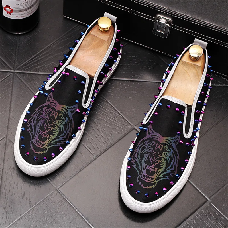 New Men's luxury Rivet pirate skull Casual flats platform Shoes British Designer Man charming skateboard Shoes zapatillas hombre
New Men's luxury Rivet pirate skull Casual flats platform Shoes British Designer Man charming skateboard Shoes zapatillas hombre