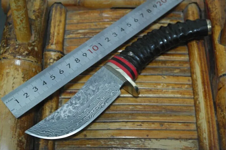 Damascus Steel hunting knife fixed blade outdoor camping knife with Wild cavel handle straight knife survived
Damascus Steel hunting knife fixed blade outdoor camping knife with Wild cavel handle straight knife survived