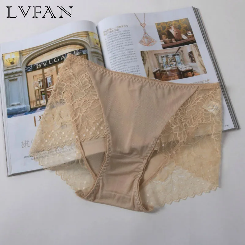 3 pcs/lot Nature Silk women Sexy Lace Underwear Comfort Silk Easy Trunks Soft Skin Perspiration female Panties LVFAN TGG-001
3 pcs/lot Nature Silk women Sexy Lace Underwear Comfort Silk Easy Trunks Soft Skin Perspiration female Panties LVFAN TGG-001