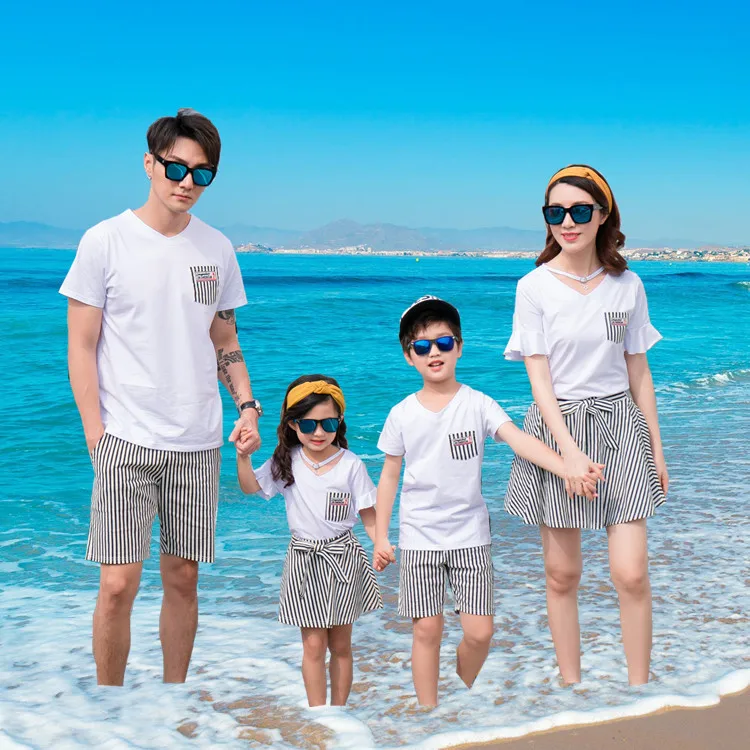 Korean Fashion Family Matching Outfits Summer V Neck T-Shirt with Stripes Shorts/Skirts Mother Dad Son Daughter Clothes Sets
Korean Fashion Family Matching Outfits Summer V Neck T-Shirt with Stripes Shorts/Skirts Mother Dad Son Daughter Clothes Sets