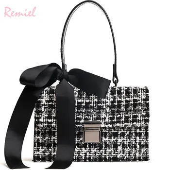 2018 New Fashion Female Tote bag Women's Designer Handbag High quality Woolen Women bag Lady Ribbons Bow Shoulder Messenger Bags
2018 New Fashion Female Tote bag Women's Designer Handbag High quality Woolen Women bag Lady Ribbons Bow Shoulder Messenger Bags