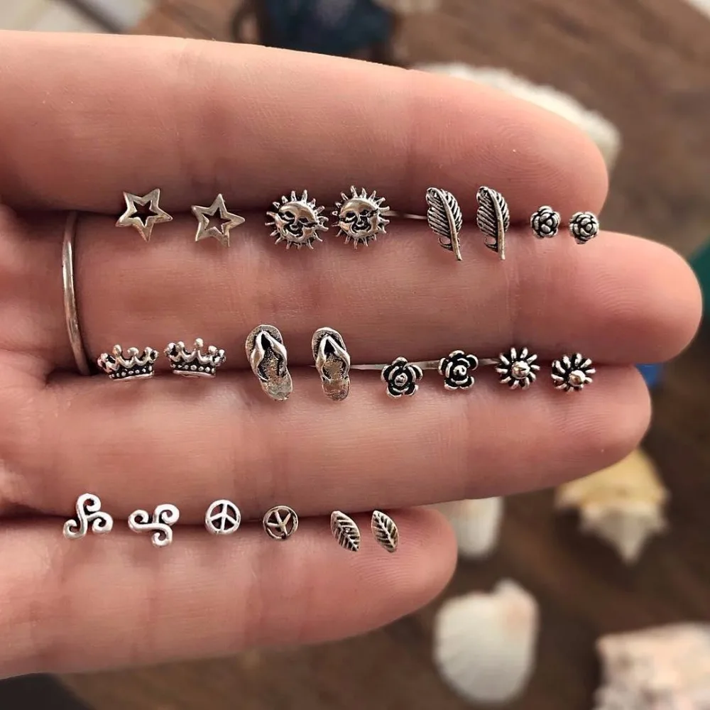 11 Pairs/Set Boho Crown Leaves Flowers Stars Silver Stud Earring Set For Women Peace Sign Earring Personality Party Jewelry Gift
11 Pairs/Set Boho Crown Leaves Flowers Stars Silver Stud Earring Set For Women Peace Sign Earring Personality Party Jewelry Gift