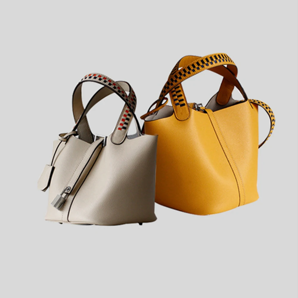 ESbear Fashion Leather Woman Shoulder Bags Brand Handbags Ladies Luxury Handbags Women Shoulder Bags Female Top-handle Bags
ESbear Fashion Leather Woman Shoulder Bags Brand Handbags Ladies Luxury Handbags Women Shoulder Bags Female Top-handle Bags