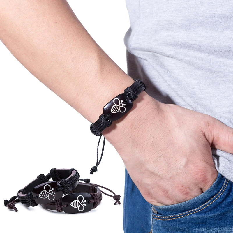 1PC Hot Customized Lovely Bee Leather Bracelets Handmade Lace Up Adjustable Punk Men Unisex Charm Bracelet
1PC Hot Customized Lovely Bee Leather Bracelets Handmade Lace Up Adjustable Punk Men Unisex Charm Bracelet