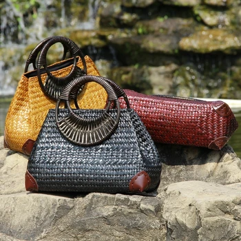 The new Thai version of the handmade straw rattan bamboo bamboo handle handle bag beach vacation package national style woven ba
The new Thai version of the handmade straw rattan bamboo bamboo handle handle bag beach vacation package national style woven ba