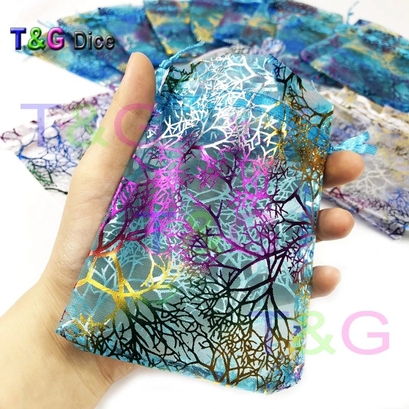 10pcs New Magic Color Dice Bags Transparent Blue with Tree Branch Pattern 9*12cm Christmas Wedding Gift & Pouche Board Game
10pcs New Magic Color Dice Bags Transparent Blue with Tree Branch Pattern 9*12cm Christmas Wedding Gift & Pouche Board Game