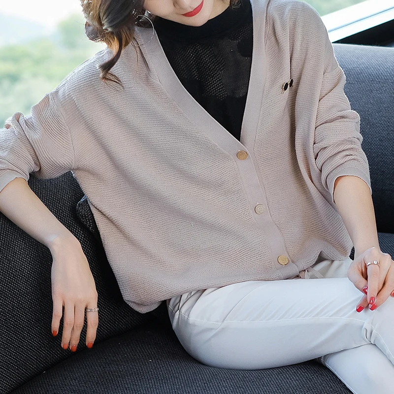 XL 3 Colors Brand Short Knit Hooded Coat Spring Fall Women's Jacket New OL Commuter V-neck Jacket Laced Wool-blend Short Coat
XL 3 Colors Brand Short Knit Hooded Coat Spring Fall Women's Jacket New OL Commuter V-neck Jacket Laced Wool-blend Short Coat