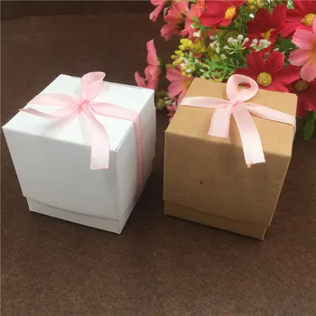 50Pcs/Lot 5x5x5cm 2 Solid Color Free Cover And Robbin Cubic Design Romantic Paper Box For Decoration Candy Petals Toys Gift Box
50Pcs/Lot 5x5x5cm 2 Solid Color Free Cover And Robbin Cubic Design Romantic Paper Box For Decoration Candy Petals Toys Gift Box
