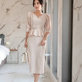 Vintage Women Sets V-neck Puff-sleeve Slim Waist Tops & High Waist Pencil Skirt Elegant Party Female 2 Piece Set 2019
Vintage Women Sets V-neck Puff-sleeve Slim Waist Tops & High Waist Pencil Skirt Elegant Party Female 2 Piece Set 2019