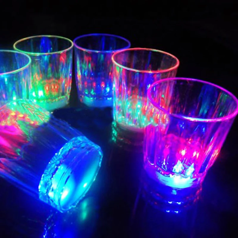 

Mini LED Flashing Plastic Beverage Wine Drink Cup Bar Decorative Party Club Mug Color Flashing Light Whisky Mug#24416