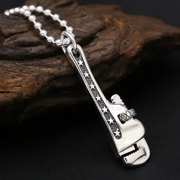 S925 Sterling Silver Jewelry Creative American Tool Adjustable Wrench Pendant Men Women Retro Thai Silver Pendant
S925 Sterling Silver Jewelry Creative American Tool Adjustable Wrench Pendant Men Women Retro Thai Silver Pendant