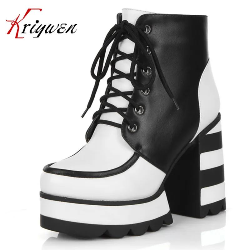 Large size 34-40 Autumn Winter Microfiber Women Ankle Boots high heels lace up platform short booties lady leisure lady shoes
Large size 34-40 Autumn Winter Microfiber Women Ankle Boots high heels lace up platform short booties lady leisure lady shoes