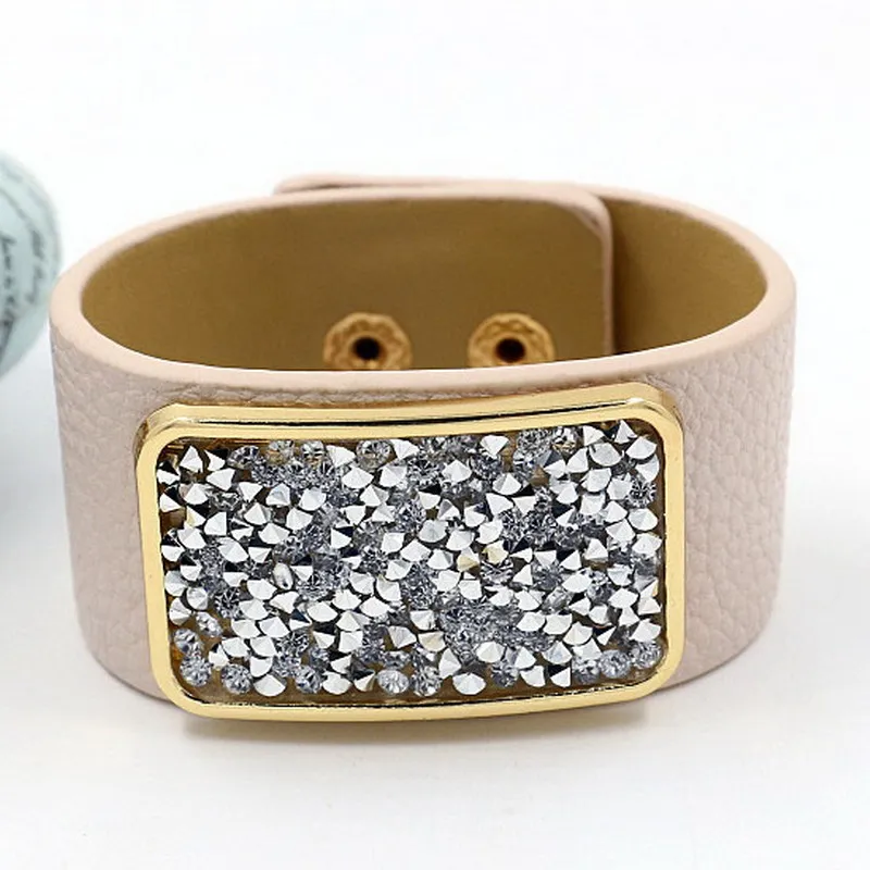 2019 European Fashion Punk Wide Crystal PU Leather Bracelets & Bangles For Women Cuff Bracelet Statement Jewelry JB0531
2019 European Fashion Punk Wide Crystal PU Leather Bracelets & Bangles For Women Cuff Bracelet Statement Jewelry JB0531