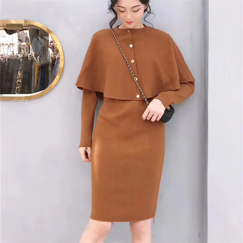CBAFU 2019 new spring knitting suit 2 piece set women dress single breasted cape cloak sweater bodycon sweater dress suit D241
CBAFU 2019 new spring knitting suit 2 piece set women dress single breasted cape cloak sweater bodycon sweater dress suit D241