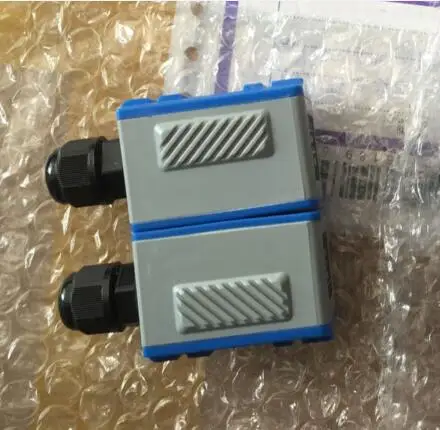 TS2 /TM1 Medium Size Transducer Sensor for Ultrasonic module Flow Meter Flowmeter 15-100mm ,50-700mm
TS2 /TM1 Medium Size Transducer Sensor for Ultrasonic module Flow Meter Flowmeter 15-100mm ,50-700mm