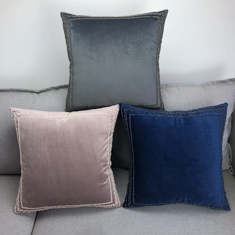Cushion Cover Square Decorative Pillow Case Bead embroidery Velvet Art Design Home Office Sofa Decoration
Cushion Cover Square Decorative Pillow Case Bead embroidery Velvet Art Design Home Office Sofa Decoration