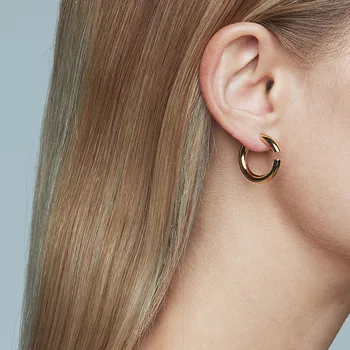 SRCOI New Silver Color Pin Simple C Shape Gold Color Metal Geometric Round Circle Small Hoop Earrings For Women Girl Party Gift
SRCOI New Silver Color Pin Simple C Shape Gold Color Metal Geometric Round Circle Small Hoop Earrings For Women Girl Party Gift