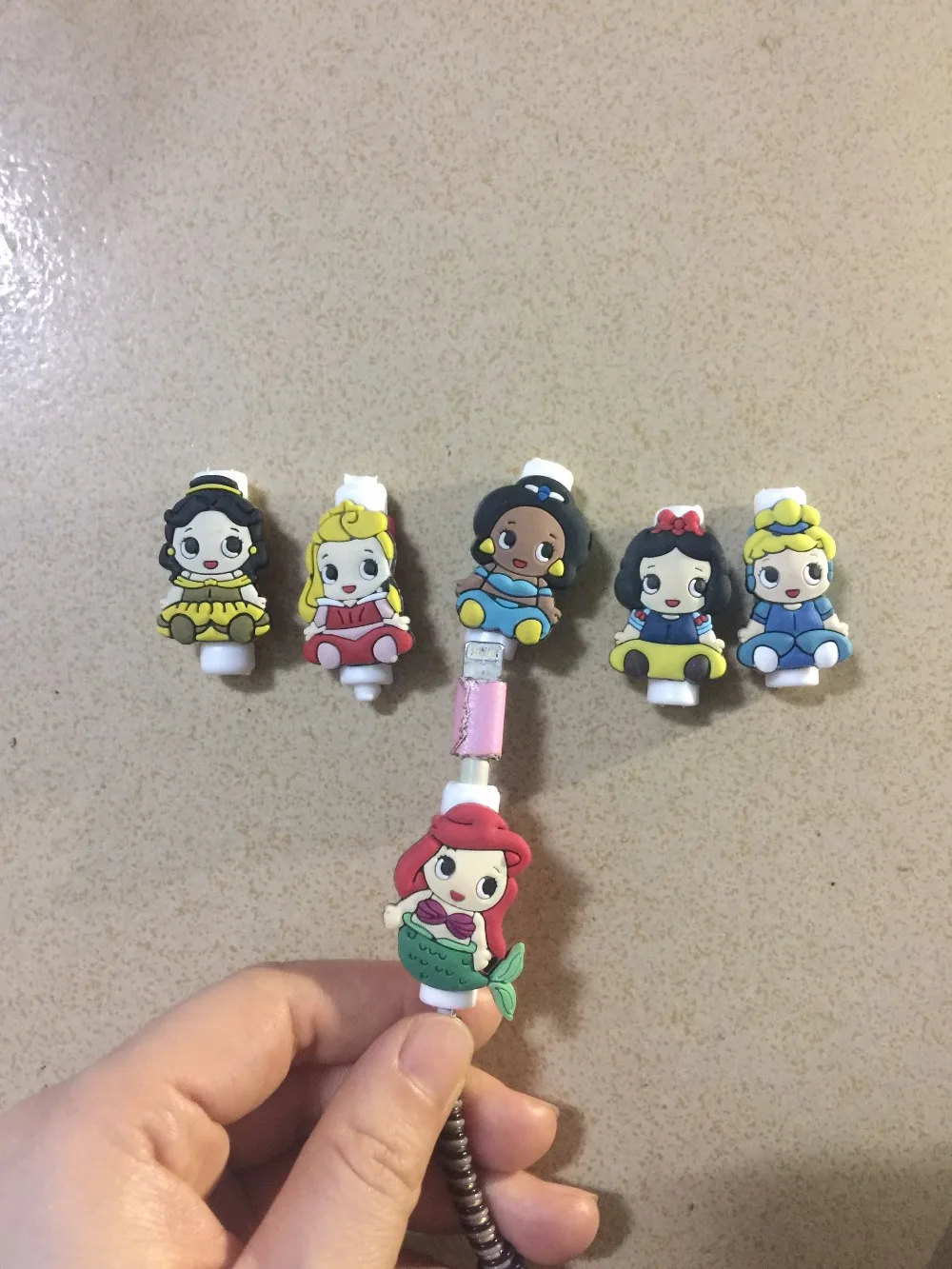 200pcs/lot Lovely Princess Cable Protector Charger USB Cable Winder For Apple IPhone For Smartphone cable protector free ship 
200pcs/lot Lovely Princess Cable Protector Charger USB Cable Winder For Apple IPhone For Smartphone cable protector free ship