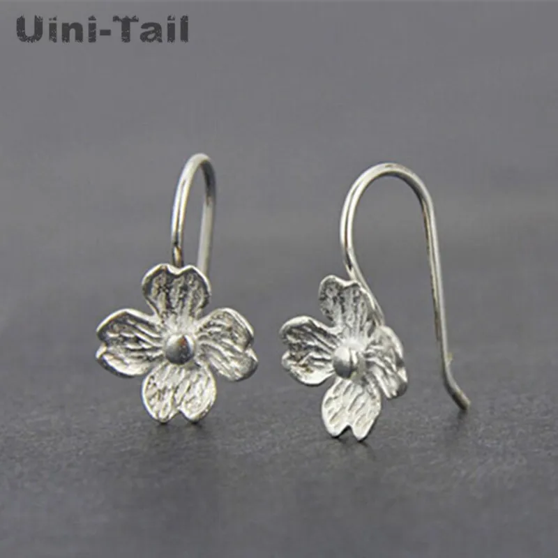 Hot 925 sterling silver hook hook silver flower earrings women Korean simple fashion trend hypoallergenic earrings wholesale
Hot 925 sterling silver hook hook silver flower earrings women Korean simple fashion trend hypoallergenic earrings wholesale