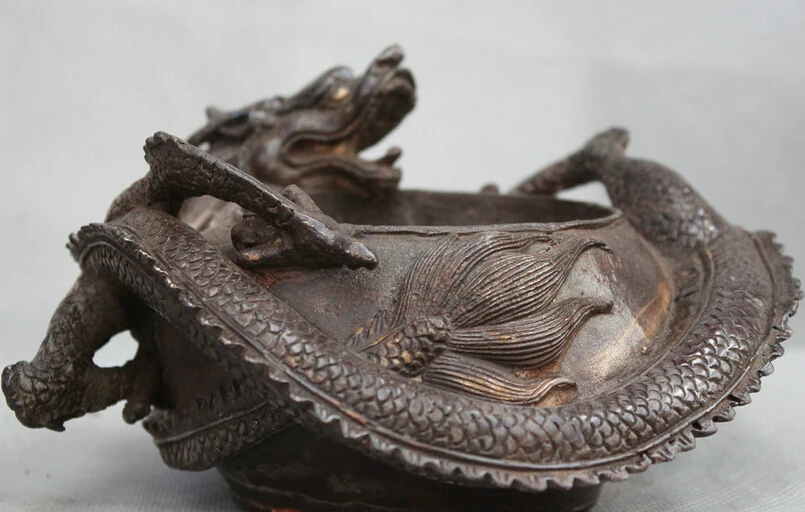 S1712 Marked China Chinese Dynasty Palace Bronze Dragon Statue Ashtray Inkslab Bowl D0318
S1712 Marked China Chinese Dynasty Palace Bronze Dragon Statue Ashtray Inkslab Bowl D0318