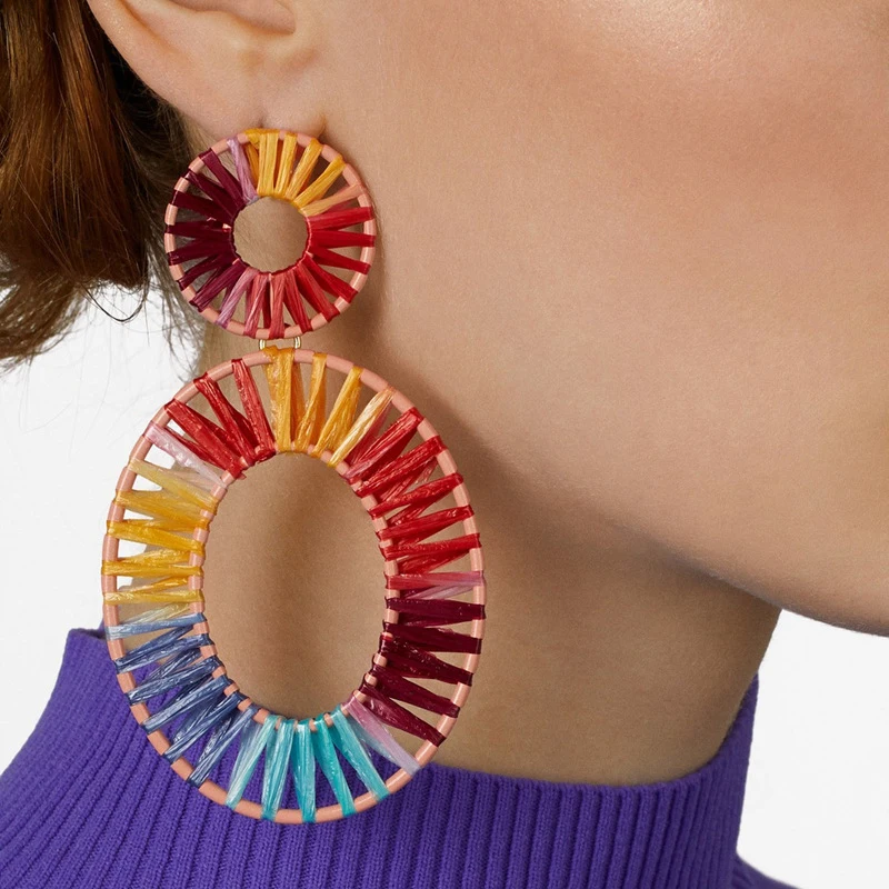 5 Colors Designer Wraped Rainbow Raffia Earrings Big Oval Circle Contrast Colored Painting Large Earring for Women
5 Colors Designer Wraped Rainbow Raffia Earrings Big Oval Circle Contrast Colored Painting Large Earring for Women